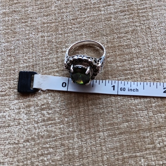 Silver Four Prong Setting Multi Faceted Glass or Stone Ring - Picture 13 of 13